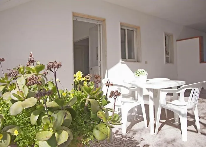 Pina 500 Meters From The Sea Feriehus